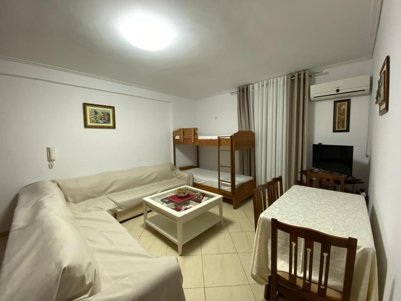 Olive Tree Apartment Sarande Ngoại thất bức ảnh