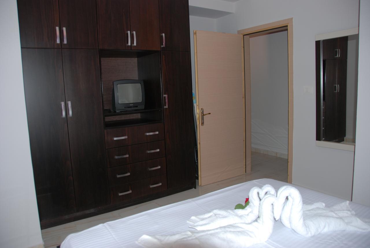 Olive Tree Apartment Sarande Ngoại thất bức ảnh